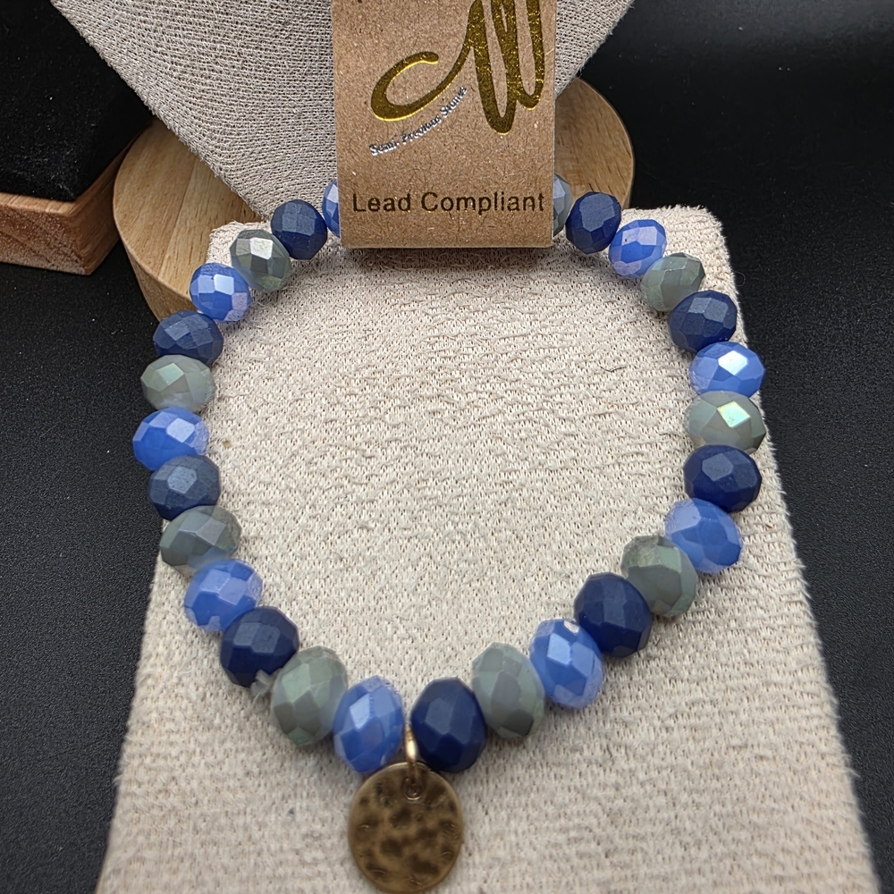 Blue and Gray Beaded Bracelet (1950)